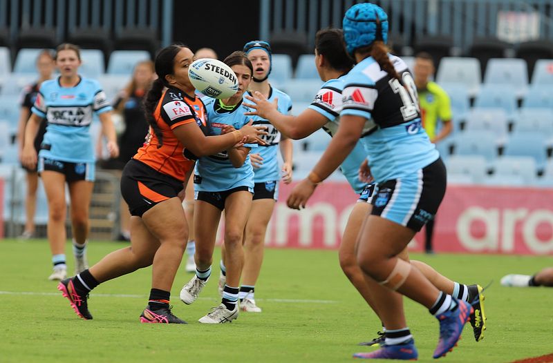 LFC Rnd 1 SHARKS vs WESTSTIGERS