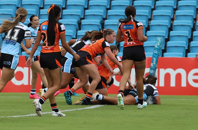 TGC Rnd 1 SHARKS vs WESTSTIGERS