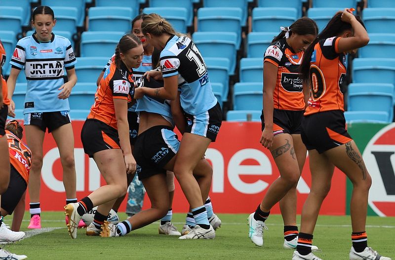 TGC Rnd 1 SHARKS vs WESTSTIGERS