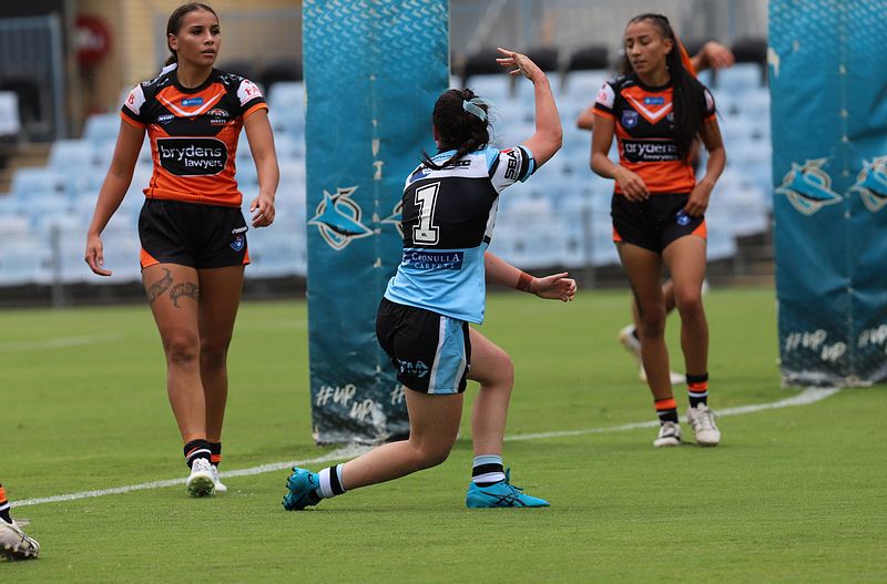 TGC Rnd 1 SHARKS vs WESTSTIGERS