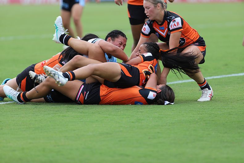 TGC Rnd 1 SHARKS vs WESTSTIGERS