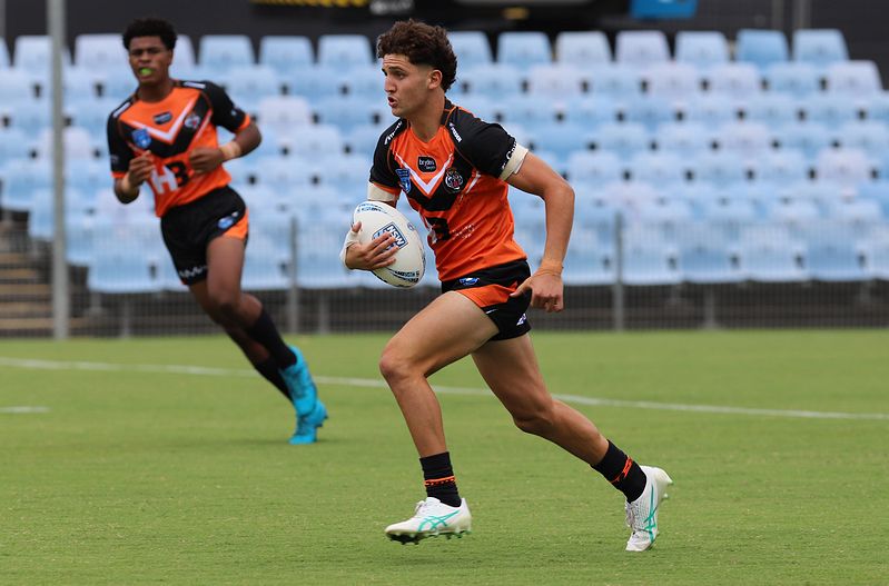 HMC Rnd 1 SHARKS vs TIGERS