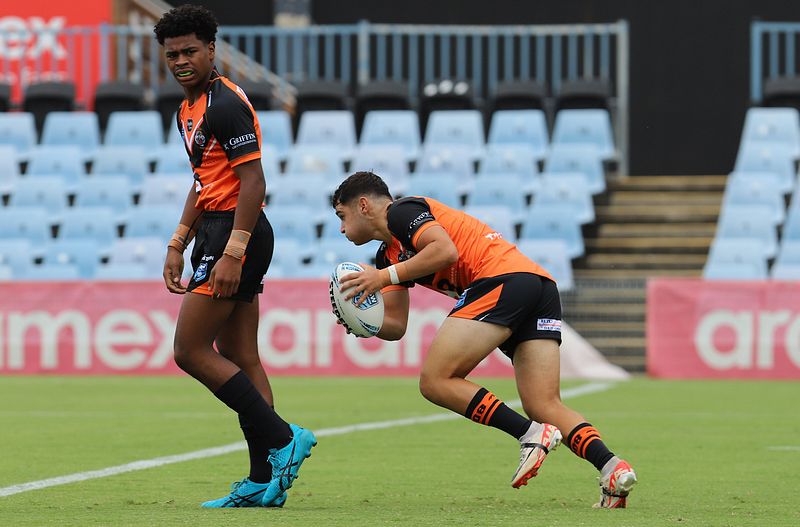 HMC Rnd 1 SHARKS vs TIGERS