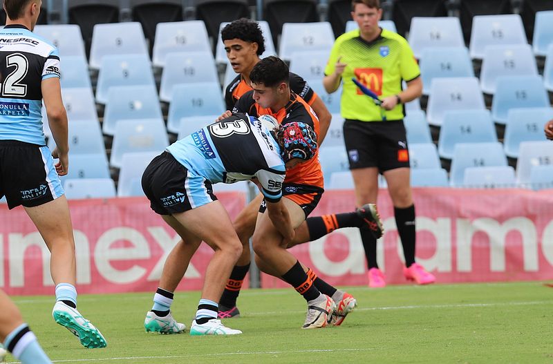 HMC Rnd 1 SHARKS vs TIGERS