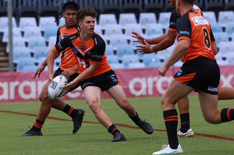 HMC Rnd 1 SHARKS vs TIGERS
