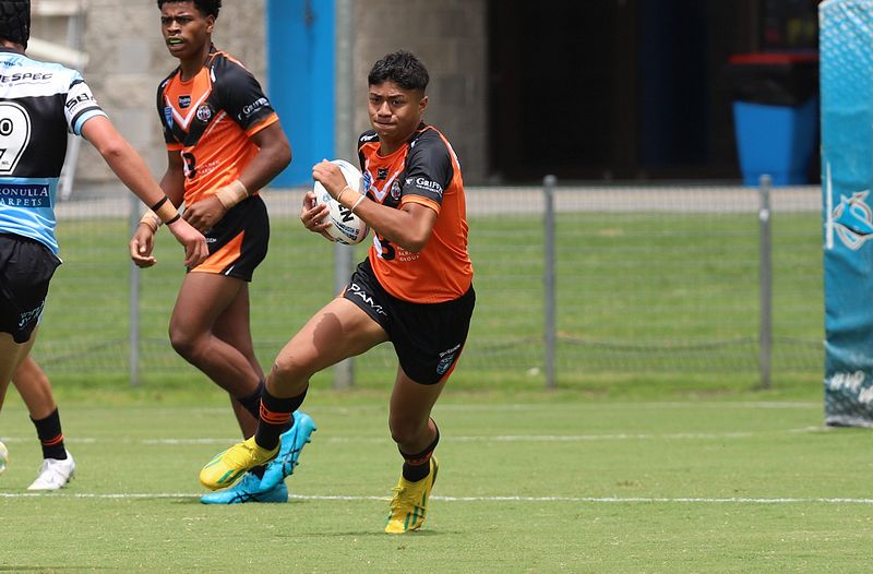 HMC Rnd 1 SHARKS vs TIGERS