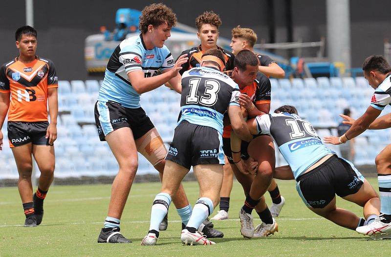 HMC Rnd 1 SHARKS vs TIGERS