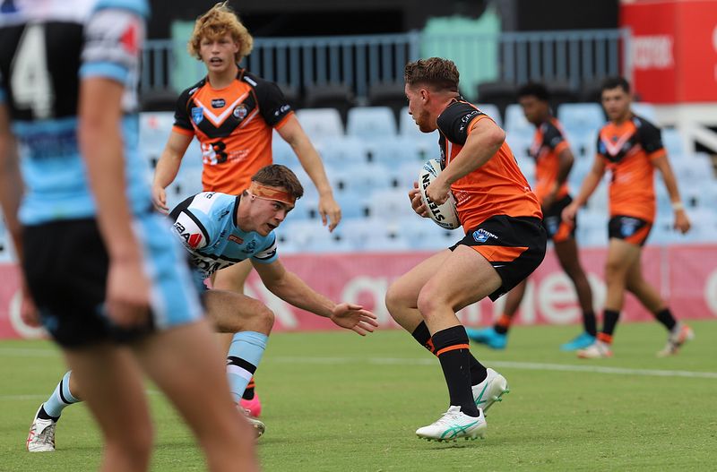 HMC Rnd 1 SHARKS vs TIGERS