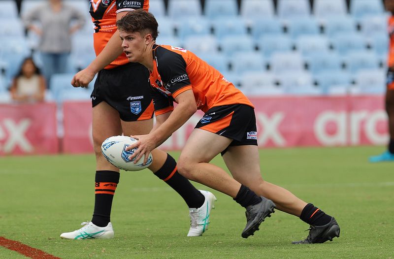 HMC Rnd 1 SHARKS vs TIGERS