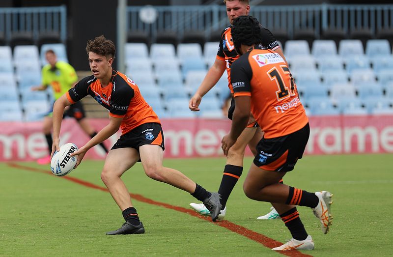 HMC Rnd 1 SHARKS vs TIGERS