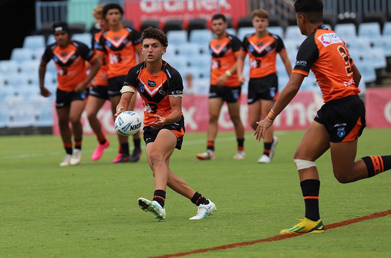 HMC Rnd 1 SHARKS vs TIGERS