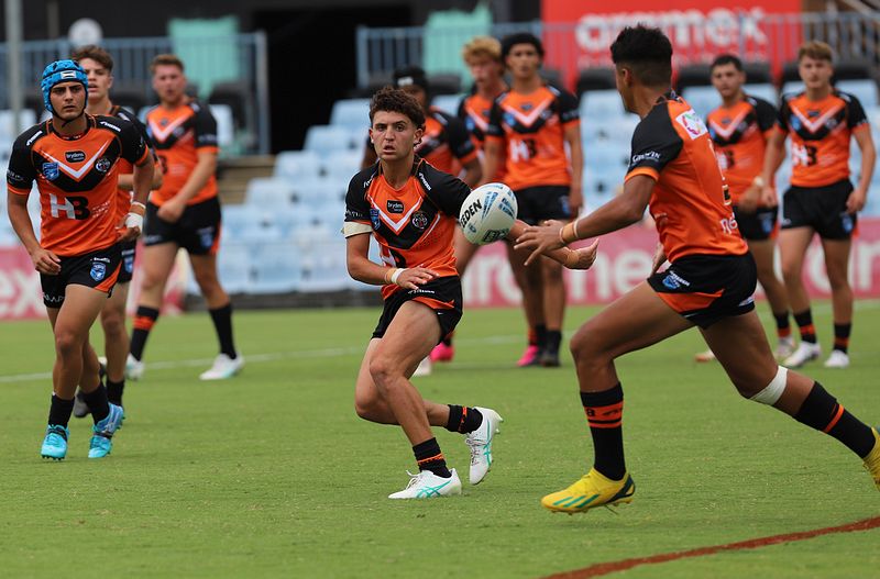 HMC Rnd 1 SHARKS vs TIGERS