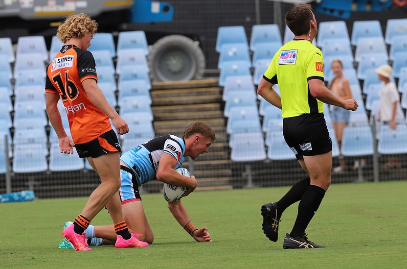 HMC Rnd 1 SHARKS vs TIGERS