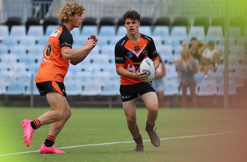 HMC Rnd 1 SHARKS vs TIGERS