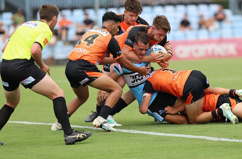 HMC Rnd 1 SHARKS vs TIGERS