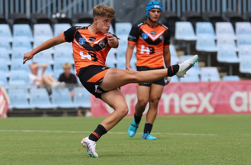HMC Rnd 1 SHARKS vs TIGERS