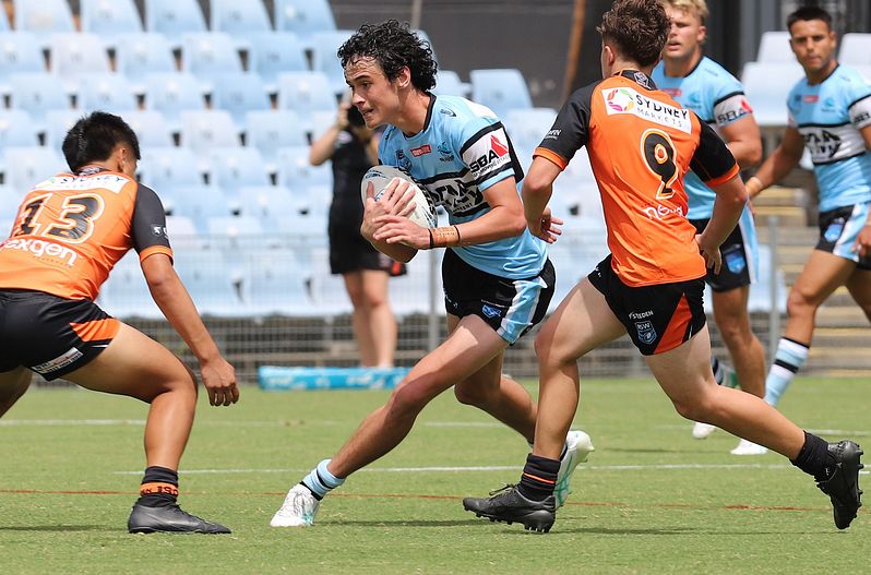HMC Rnd 1 SHARKS vs TIGERS