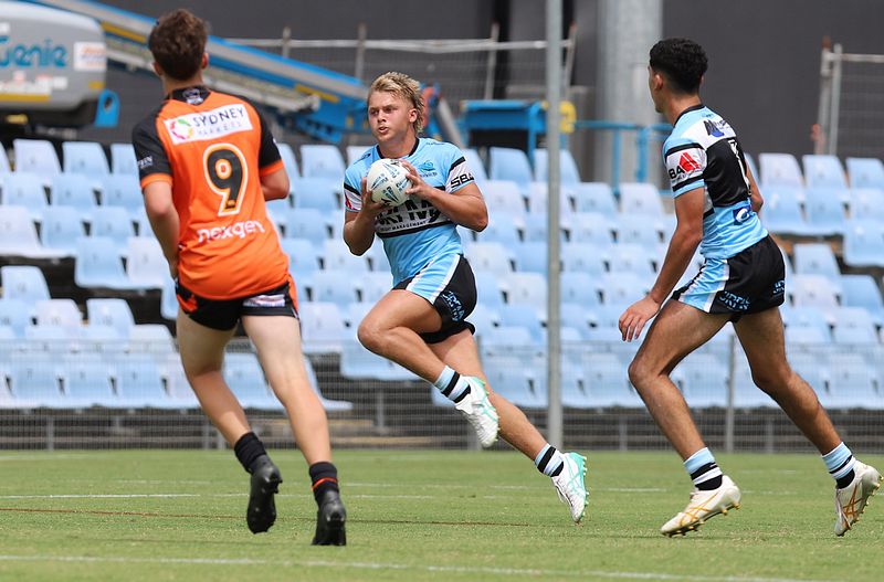 HMC Rnd 1 SHARKS vs TIGERS