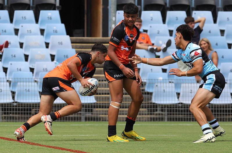 HMC Rnd 1 SHARKS vs TIGERS