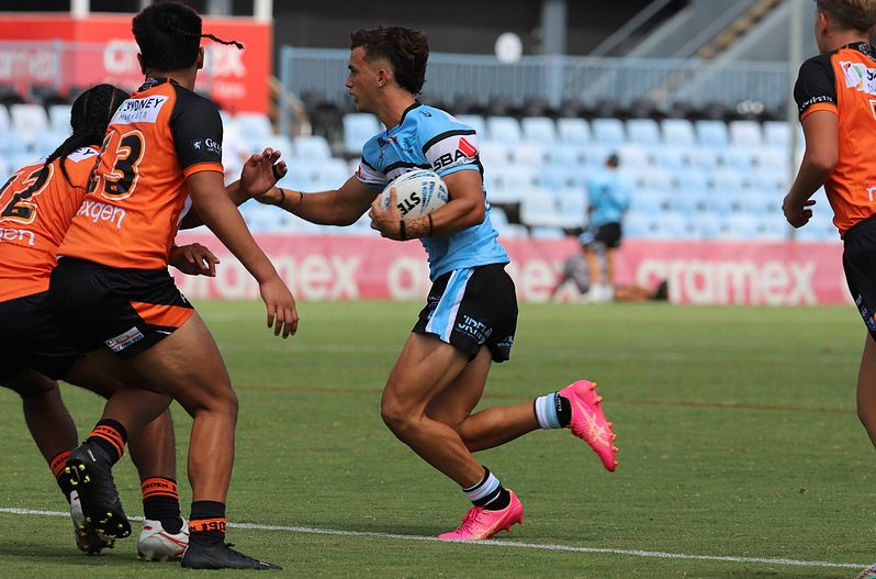 HMC Rnd 1 SHARKS vs TIGERS