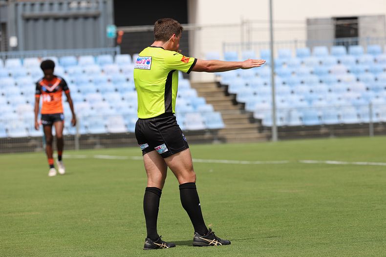 HMC Rnd 1 SHARKS vs TIGERS
