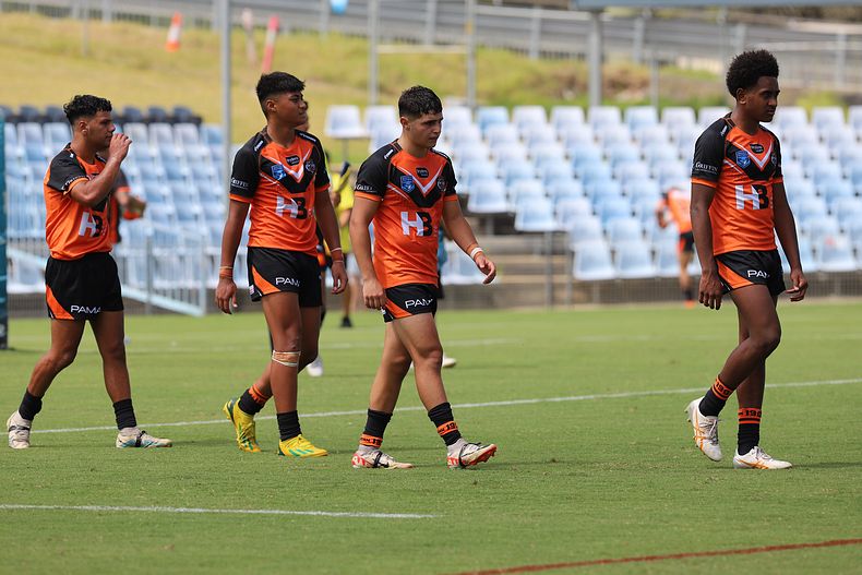 HMC Rnd 1 SHARKS vs TIGERS