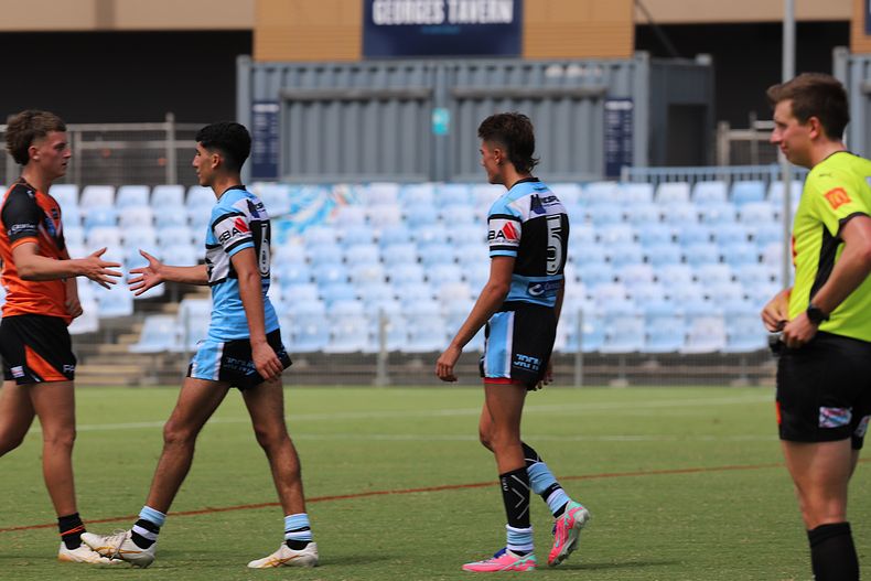 HMC Rnd 1 SHARKS vs TIGERS
