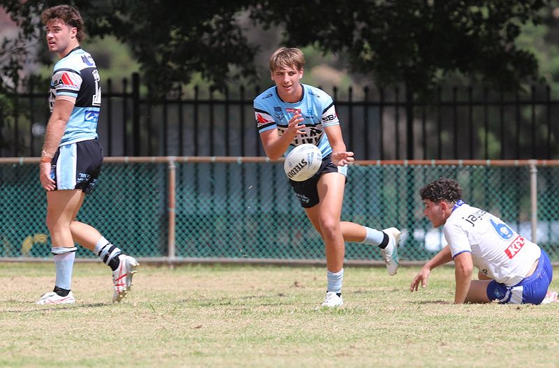 SGB Rnd 6 BULLDOGS vs SHARKS