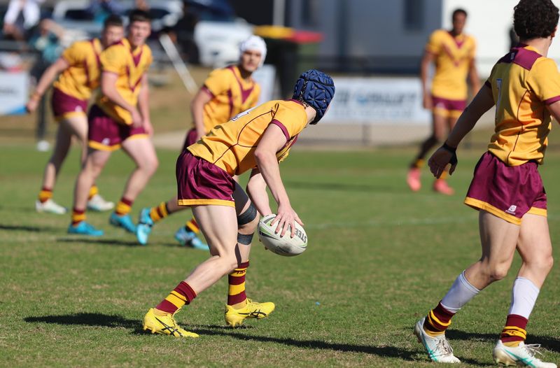 SBC Rnd 2 HOLY CROSS vs WESTFIELDS