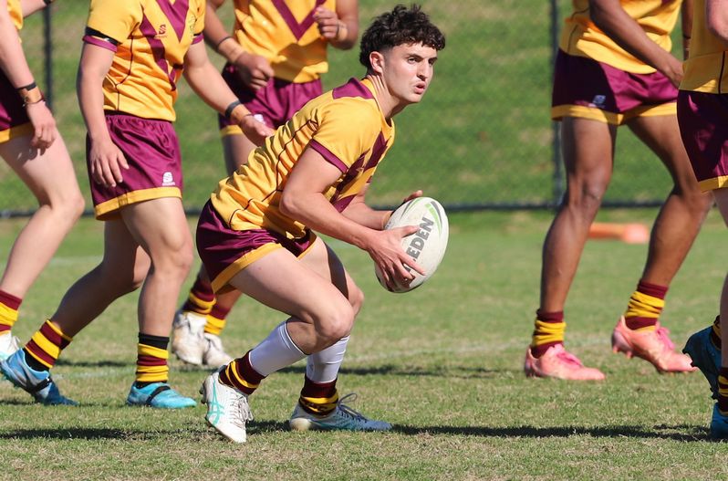 SBC Rnd 2 HOLY CROSS vs WESTFIELDS