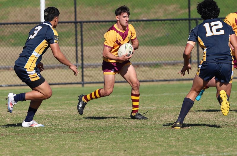 SBC Rnd 2 HOLY CROSS vs WESTFIELDS