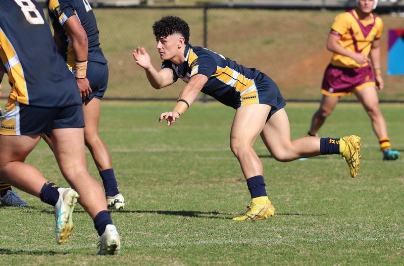SBC Rnd 2 HOLY CROSS vs WESTFIELDS