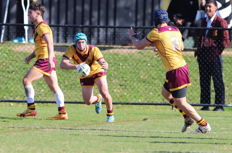SBC Rnd 2 HOLY CROSS vs WESTFIELDS