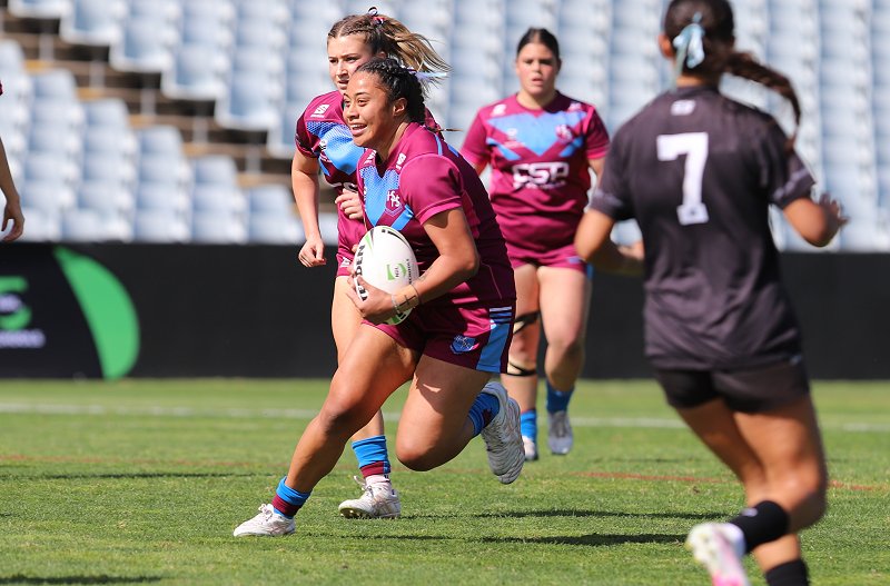 Hills second rower Aliahana Fuimaono on the charge. Pic: Steve Montgomery