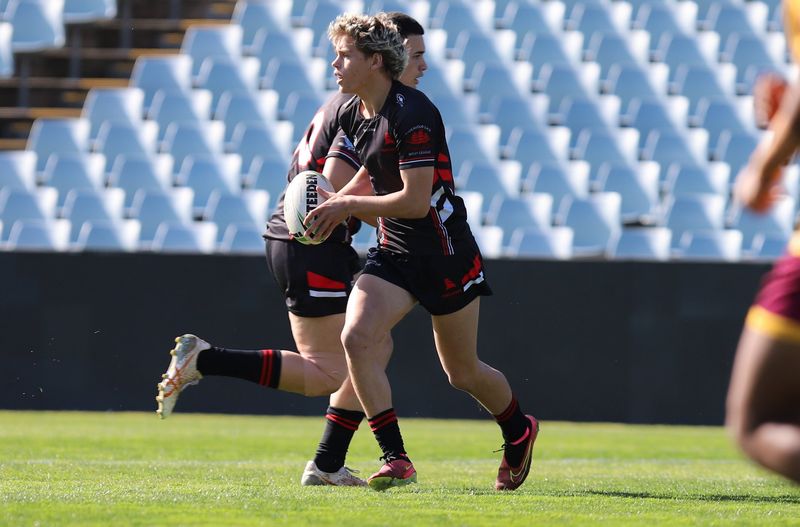 SBC ENDEAVOUR vs HOLY CROSS