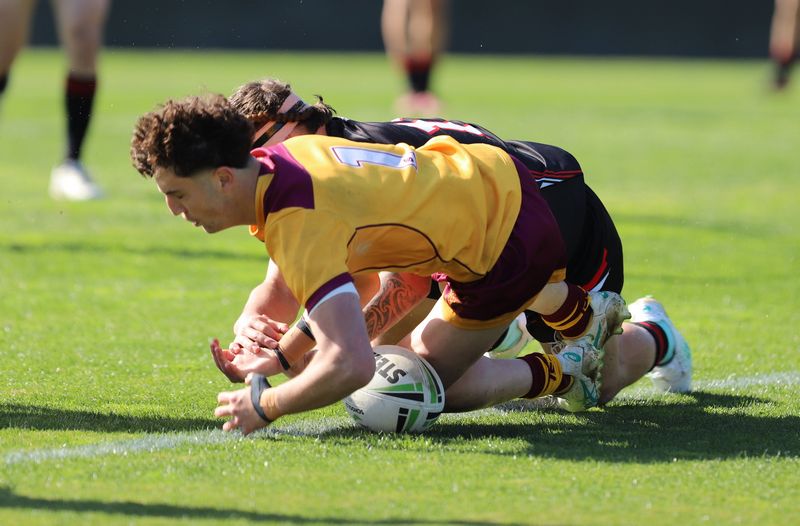 SBC ENDEAVOUR vs HOLY CROSS