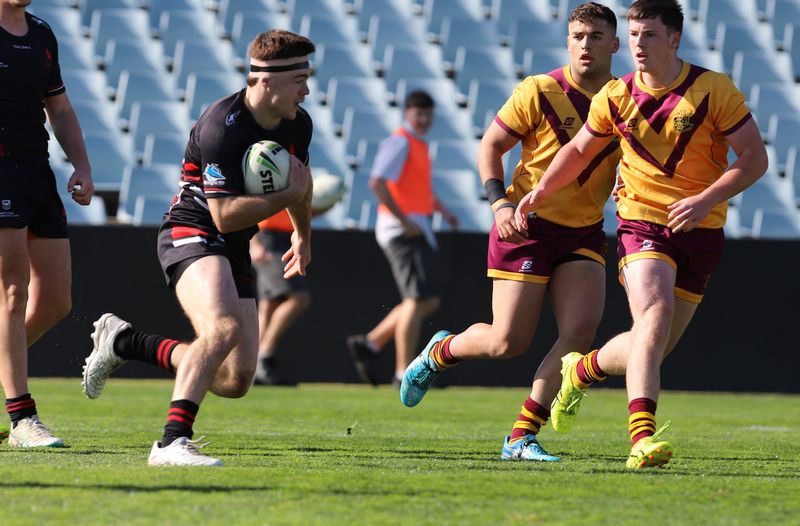 SBC ENDEAVOUR vs HOLY CROSS
