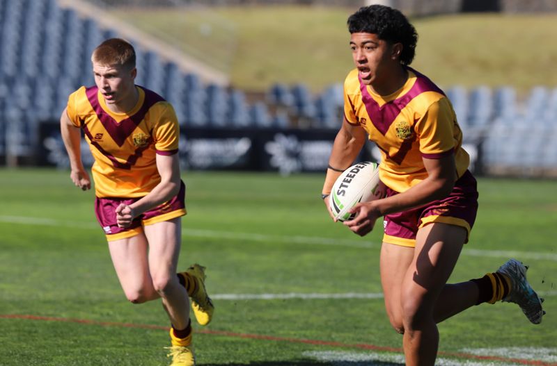 SBC ENDEAVOUR vs HOLY CROSS
