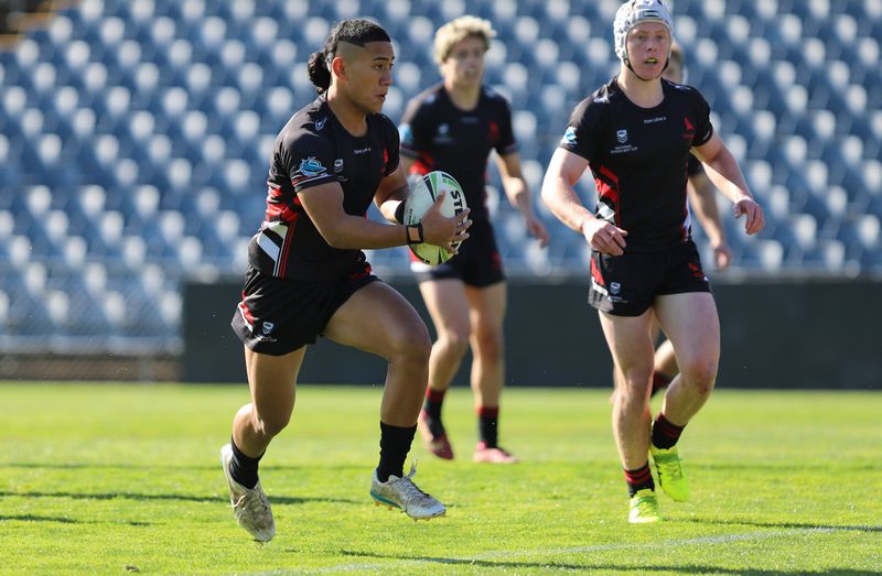 SBC ENDEAVOUR vs HOLY CROSS