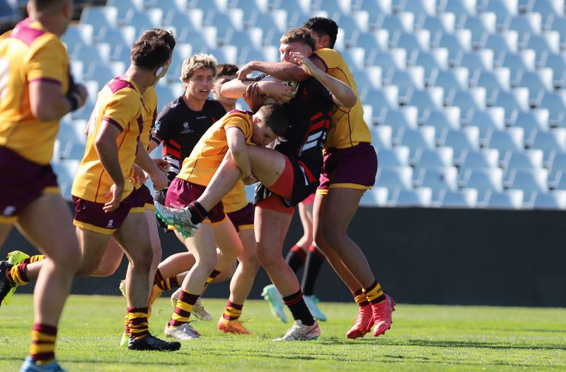 SBC ENDEAVOUR vs HOLY CROSS