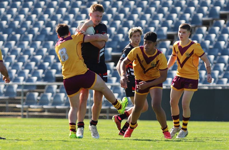 SBC ENDEAVOUR vs HOLY CROSS
