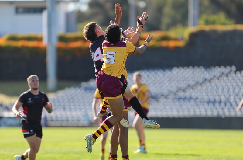 SBC ENDEAVOUR vs HOLY CROSS