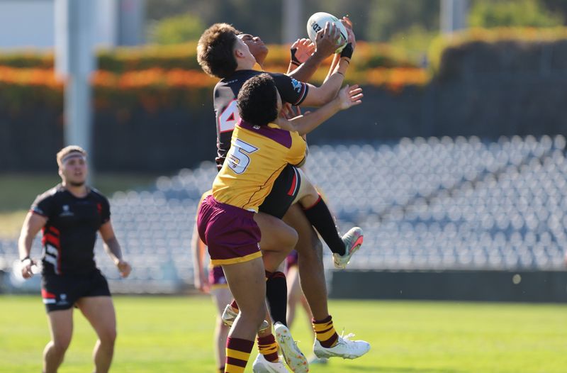 SBC ENDEAVOUR vs HOLY CROSS