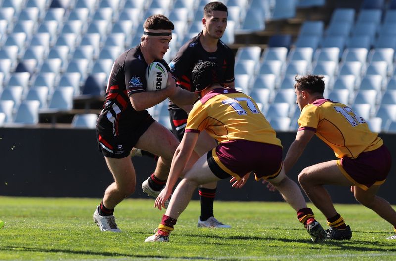 SBC ENDEAVOUR vs HOLY CROSS