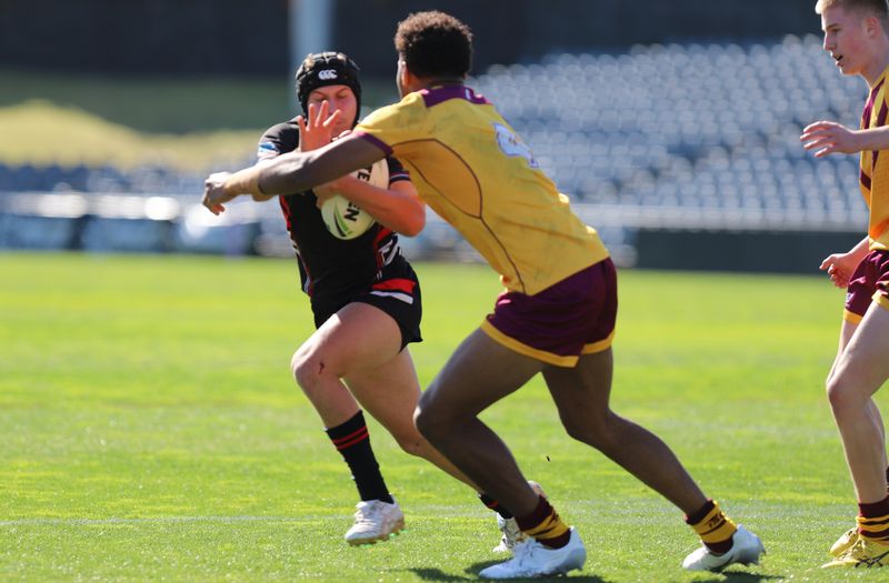SBC ENDEAVOUR vs HOLY CROSS