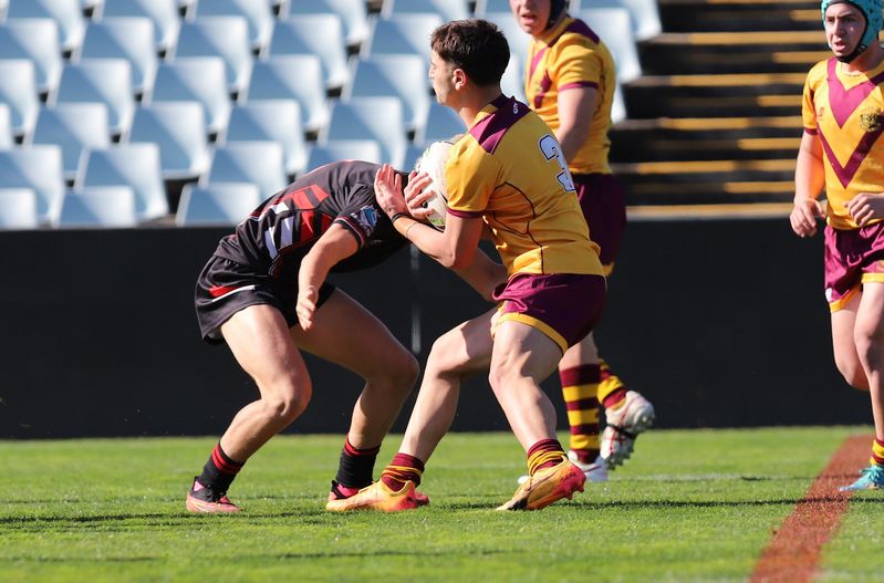 SBC ENDEAVOUR vs HOLY CROSS