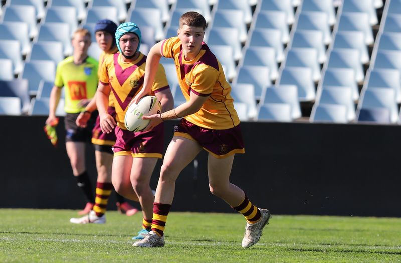 SBC ENDEAVOUR vs HOLY CROSS