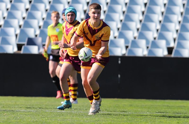 SBC ENDEAVOUR vs HOLY CROSS