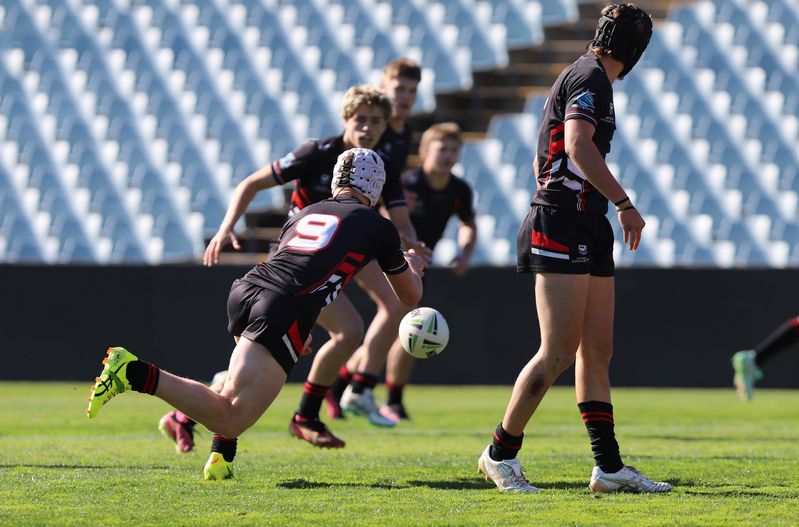 SBC ENDEAVOUR vs HOLY CROSS