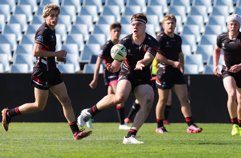 SBC ENDEAVOUR vs HOLY CROSS